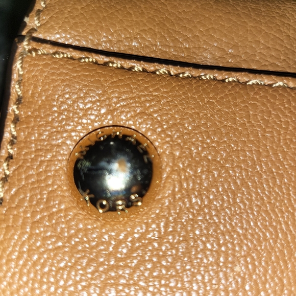 Michael Kors Large Lock Tote - Picture 4 of 7